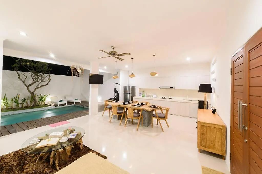 Selog Six Villa Seminyak  Seminyak (Bali)